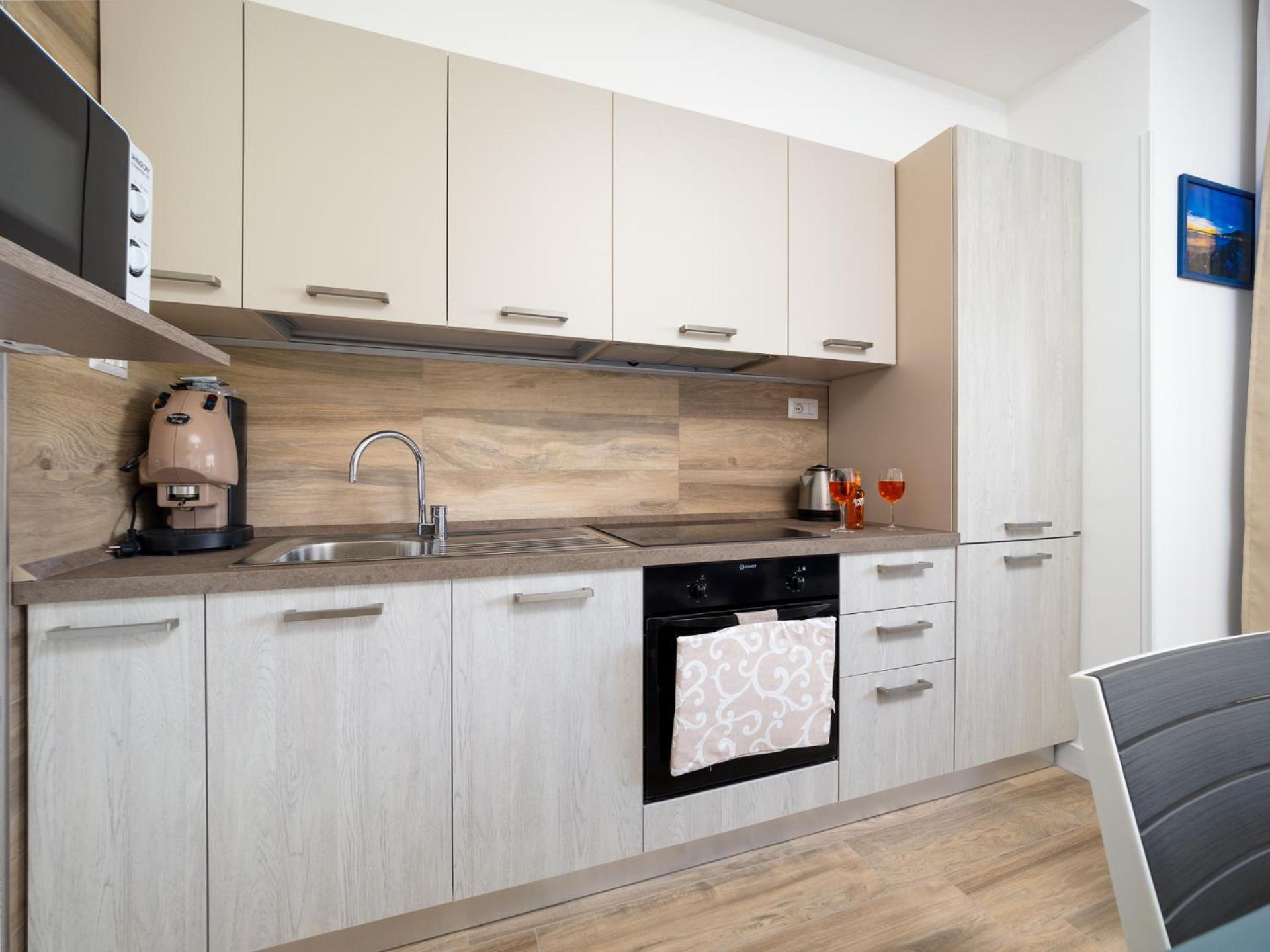Nonno Angelo - 4 Bedrooms With Free Parking & Seaview Balcony Сорренто Экстерьер фото