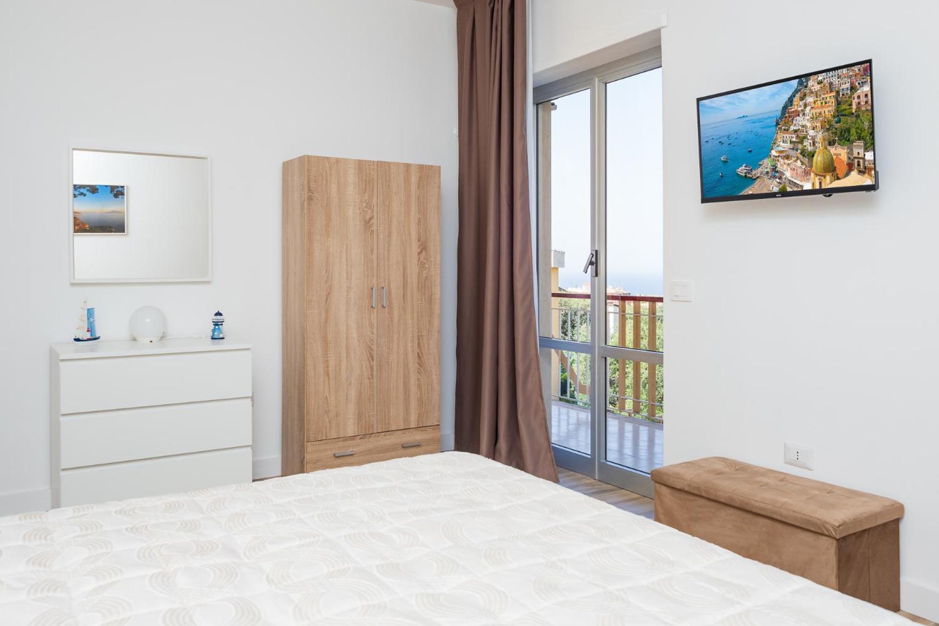 Nonno Angelo - 4 Bedrooms With Free Parking & Seaview Balcony Сорренто Экстерьер фото