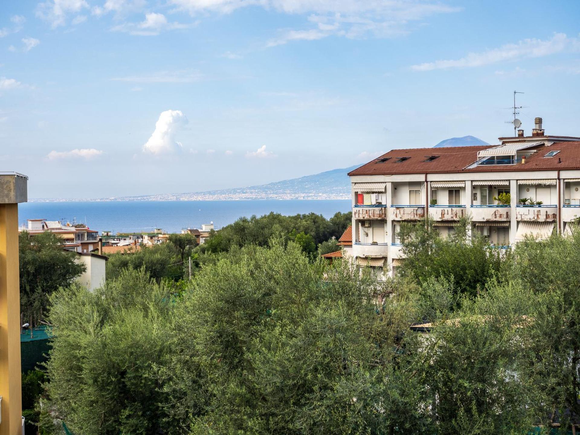 Nonno Angelo - 4 Bedrooms With Free Parking & Seaview Balcony Сорренто Экстерьер фото